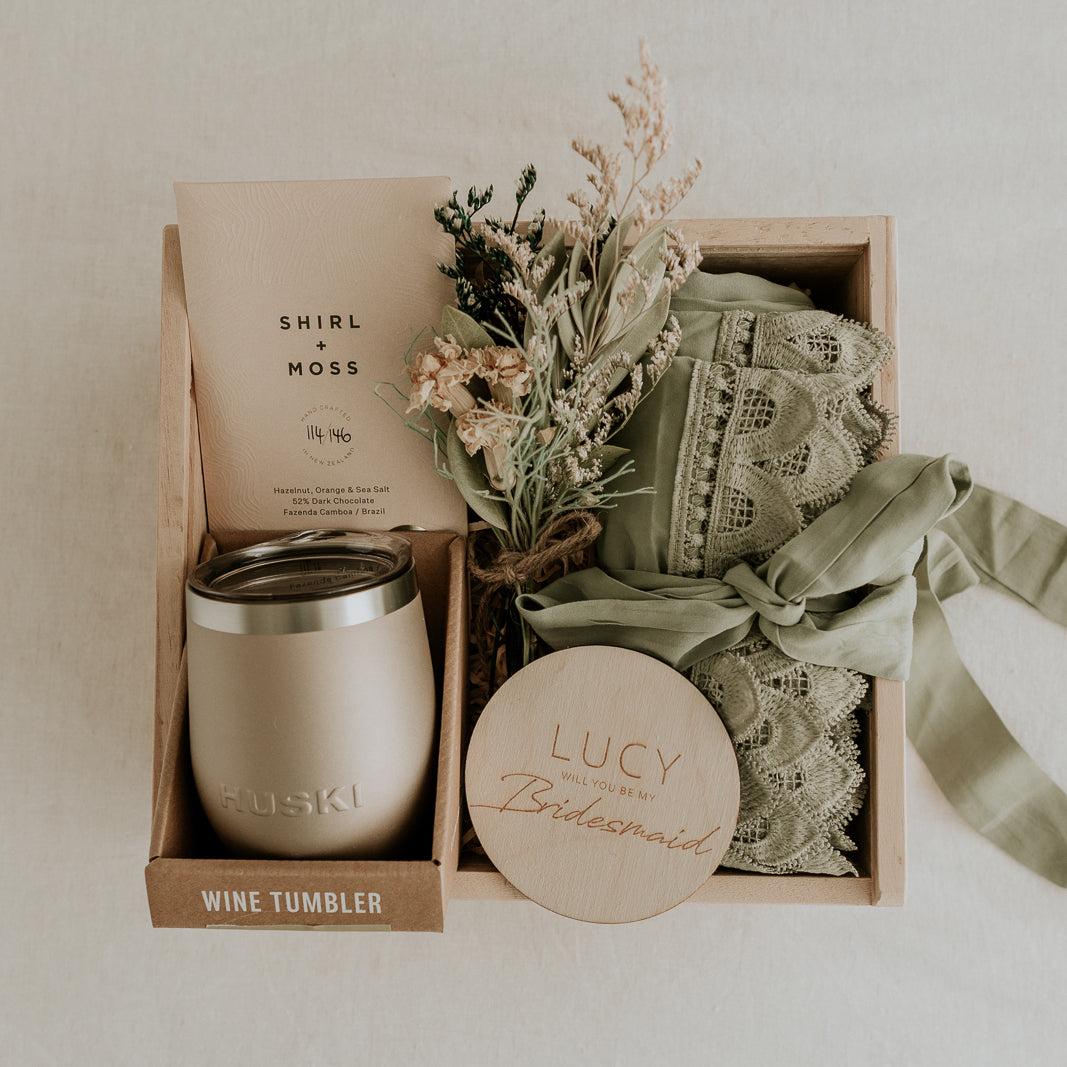 Elegant minimal bridesmaid proposal decor