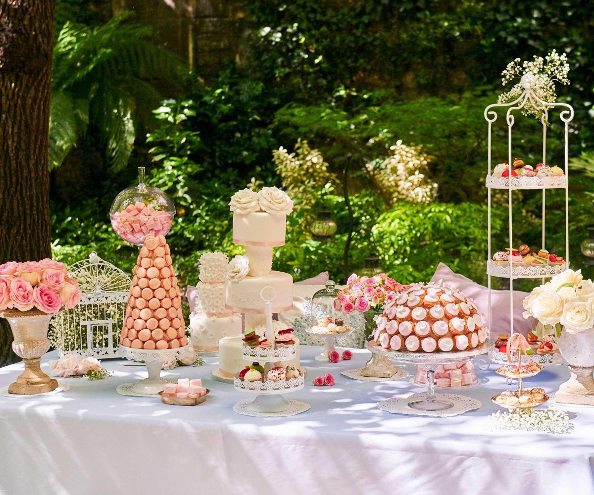 Outdoor wedding dessert table setup