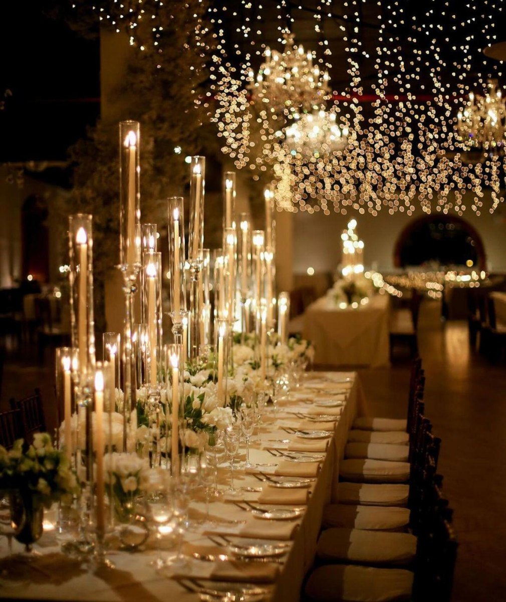 Romantic wedding candle lighting decor